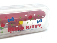 Carica l'immagine nel visualizzatore di Gallery, Hello Kitty toothbrush set side view highlighting the vibrant pencil case features.
