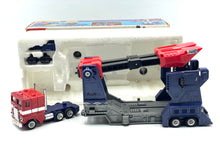 Load image into Gallery viewer, Pre Transformers Diaclone Powered Convoy Ultra Magnus RED cabin Takara GiG
