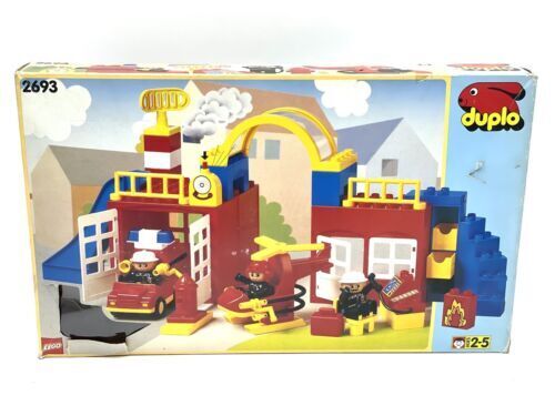 1995 LEGO Duplo Playset fire town 2693 new old stock