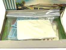 Load image into Gallery viewer, MODELLISMO COSTRUIRE EDILMEC 3113 1960s STAZIONE ESSO DIORAMA H0 NUOVO!!# BB
