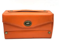 Carica l'immagine nel visualizzatore di Gallery, Front view of orange storage box featuring handle and metal clasp

