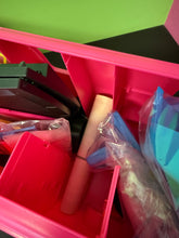 Carica l'immagine nel visualizzatore di Gallery, Barbie Hot Rockin’ Van Rock Mobile detail shot of colorful items organized in box.
