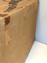 Load image into Gallery viewer, 1978 stardrake pinball detail of printed text and corner damage on box
