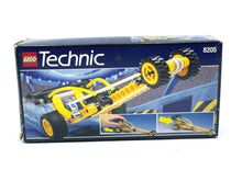 Load image into Gallery viewer, LEGO Technic Bungee Blaster packaging view with detailed graphics and logo.
