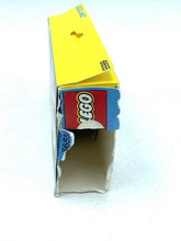 Carica l'immagine nel visualizzatore di Gallery, LEGO 6655 Auto &amp; Tires repair set box side view showing open side.
