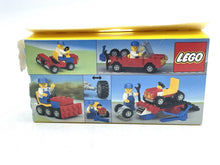 Carica l'immagine nel visualizzatore di Gallery, LEGO box with illustrated scenes and brand logo on white background.

