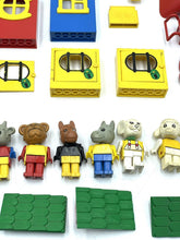 Carica l'immagine nel visualizzatore di Gallery, LEGO 70's Fabuland colorful building blocks and mini figures in yellow, red, green, and brown.
