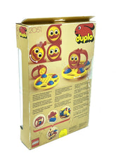Carica l'immagine nel visualizzatore di Gallery, LEGO DUPLO spin a coaster set packaging side view with additional illustrations and details.

