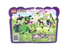 Carica l'immagine nel visualizzatore di Gallery, LEGO 5853 System Belville packaging showing multiple characters and playground scene.
