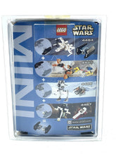 Carica l'immagine nel visualizzatore di Gallery, LEGO Mini set packaging showing instruction details and mini model images in blue, yellow, and gray.

