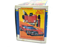 Load image into Gallery viewer, Takara Transformers G1 Sideswipe packaging with robot and car illustrations in vibrant colors.
