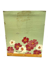 Load image into Gallery viewer, Floral bag packaging with green, red, and white flower patterns.
