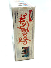 Load image into Gallery viewer, Del Ponte board game side view illustrating children on a beige and red spaghetti game box.

