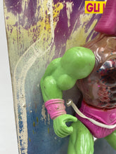 Carica l'immagine nel visualizzatore di Gallery, Close-up of the Speclatron Venum action figure arm highlighting muscle definition and pink wristband.
