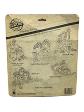Carica l'immagine nel visualizzatore di Gallery, Back view of the packaging with instruction illustrations and a hanging hole.
