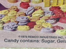 Carica l'immagine nel visualizzatore di Gallery, Close-up of various candy pieces in colorful shapes and assortment.
