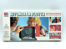 Load image into Gallery viewer, MB board game Affonda la flotta front view of the game box with illustrated cover.
