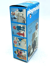 Load image into Gallery viewer, Side view of Playmobil Klicky System 3362 showcasing character figures and action scenes.
