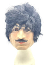 Carica l'immagine nel visualizzatore di Gallery, Front view of the 1985 Cesar mask of Geraldo Rivera on a mannequin head.
