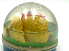 Load image into Gallery viewer, Casetta in Megasfera Luminosa – Mulino Bianco Vintage Illuminated House (Working)
