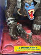 Carica l&#39;immagine nel visualizzatore di Gallery, GORMONGUS – Capitan Simian e le Scimmie Spaziali, Personaggio Gigante di Mattel, 1996
