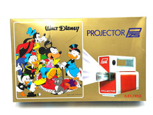 Carica l&#39;immagine nel visualizzatore di Gallery, Proiettore Anni 70 Mupi Projector P25 Disney Disneyana Gold Box new old stock
