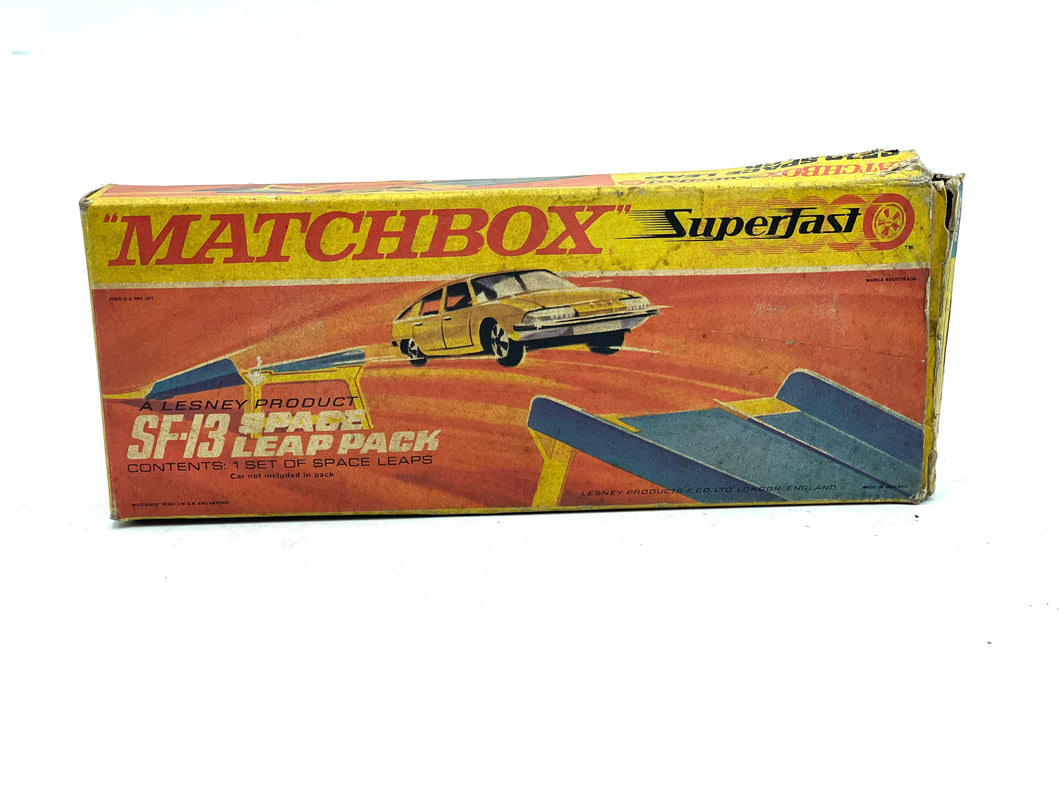 1968 Matchbox superfast SF-13 Space Leap Pack New Old Stock Playset