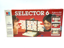 Cargar imagen en el visor de la galería, 1982 MB BOARD GAME SELECTOR 6
