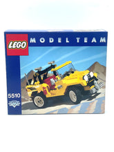 Cargar imagen en el visor de la galería, 1986 LEGO Model Team 5510 4 x 4 Off Road Jeep Complete
