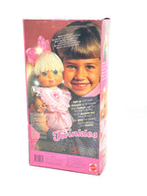 Carica l&#39;immagine nel visualizzatore di Gallery, 1990 Mattel Twinkles doll new old stock
