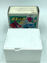 Load image into Gallery viewer, Vintage Popy Japan Combattler V Popinika PA-83 Combattra Chogokin new old stock
