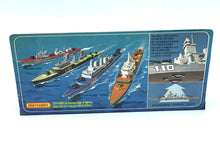 Cargar imagen en el visor de la galería, 1975 Lesney Matchbox Original Box Sea Kings K-306 Convoy Escort new old stock
