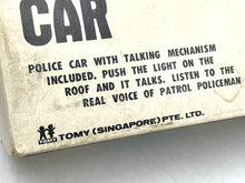 Carica l&#39;immagine nel visualizzatore di Gallery, Tomy 80&#39;S Talking Patrol car Giulia Alfetta Polizia new old stock
