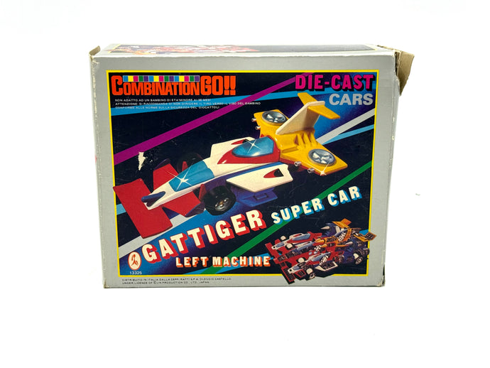Front view of Super Car Gattiger Deluxe DX Left Machine die-cast toy