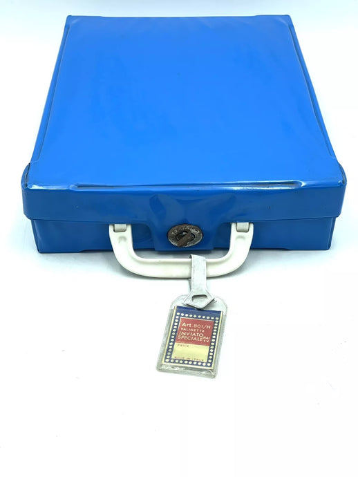 Front view of Inviato Speciale RAI vintage toy briefcase by Victor from the 1970s
