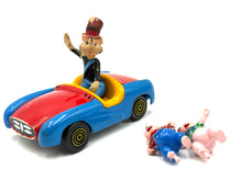 Carica l&#39;immagine nel visualizzatore di Gallery, Front view of Politoys W1 Walt Disney Ezechiele Wolf Car vintage die-cast

