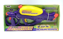 Cargar imagen en el visor de la galería, 2000 new old stock Super Soaker XP Backfire Larami Water Gun Liquidator
