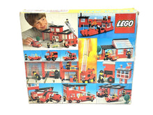 Cargar imagen en el visor de la galería, 1981 LEGO 6382 Fire Station Legoland
