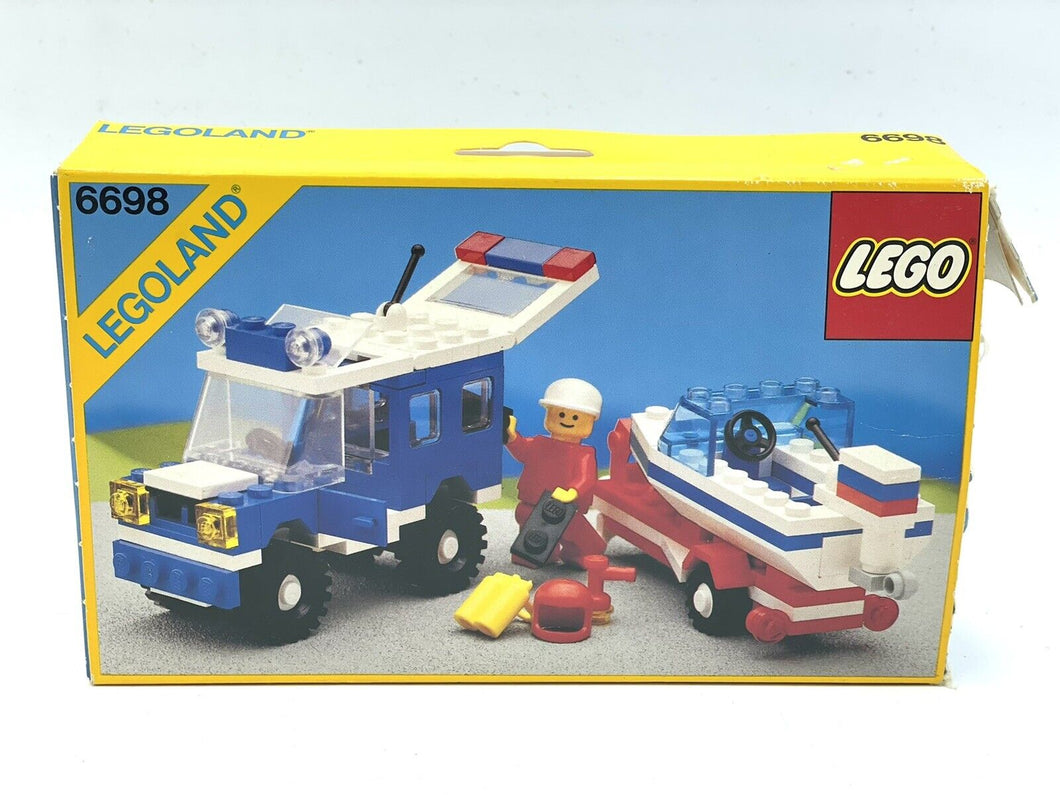 1986 Legoland Set rv with speedboat 6698