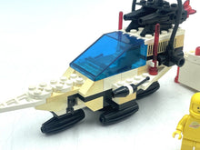 Cargar imagen en el visor de la galería, 1986 Legoland LEGO Space XT-Starship Lights &amp; Sound Set 6780
