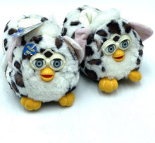 Load image into Gallery viewer, Vintage Furby Slippers Tiger Electronics new old stock
