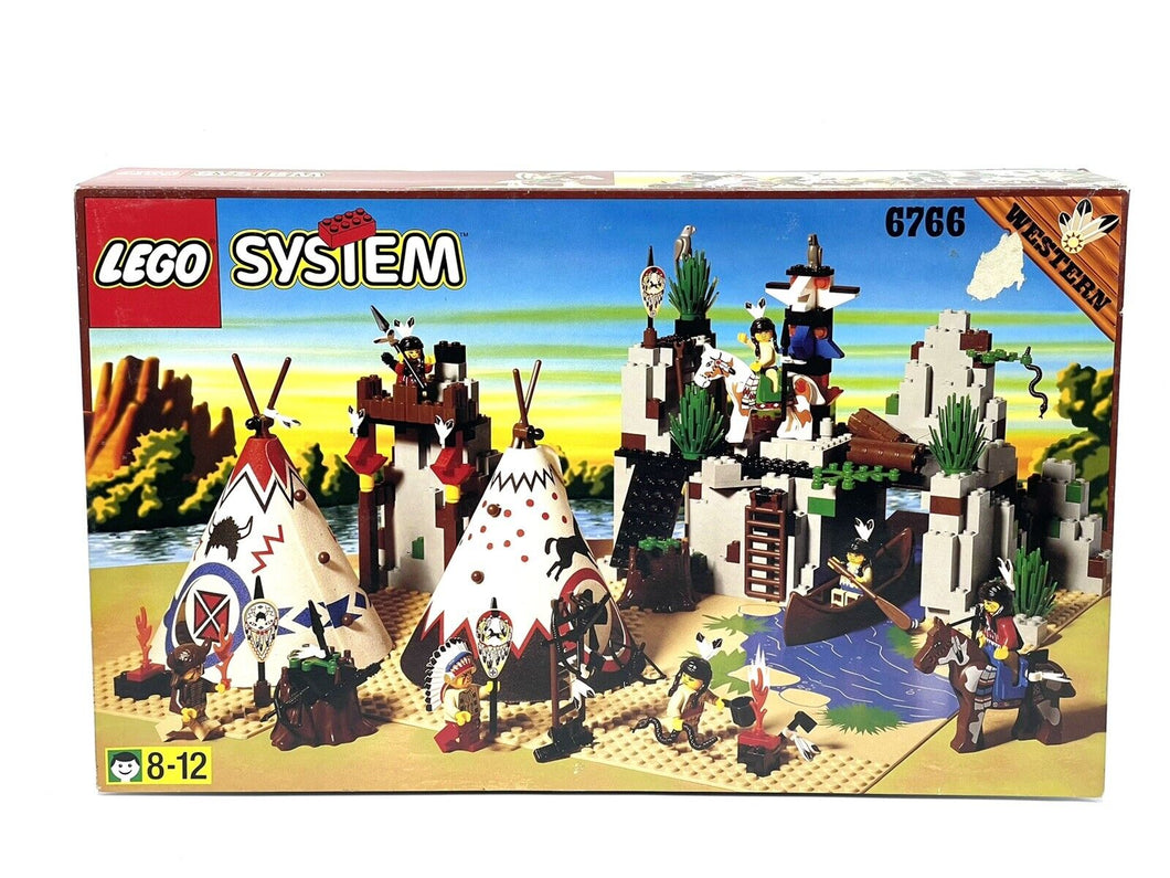 1997 LEGO Legoland 6766 Western Indians Rapid river village